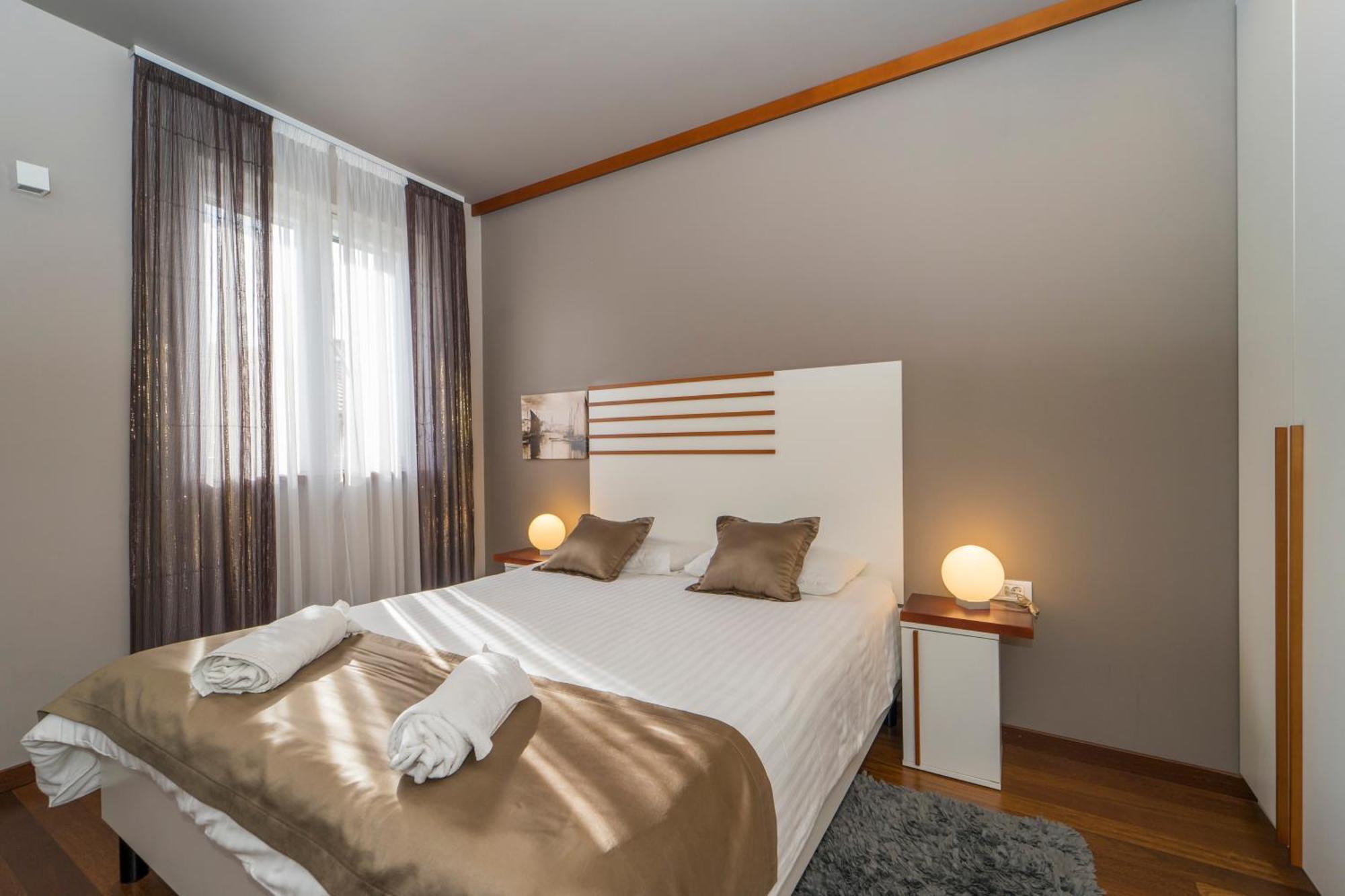 Luxury Rooms And Apartment Silente Bacvice スプリト エクステリア 写真